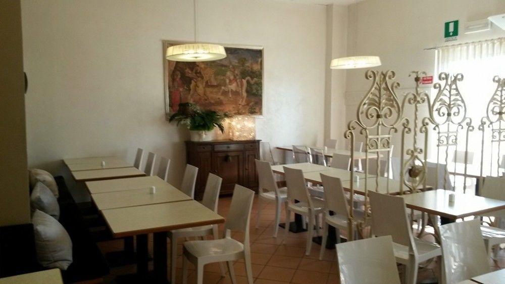 Hotel Europa Pallazzolo sull'Oglio Ngoại thất bức ảnh