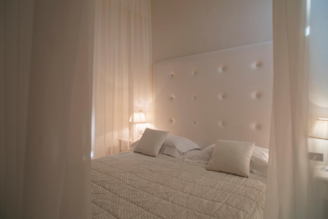 Hotel Europa Pallazzolo sull'Oglio Ngoại thất bức ảnh